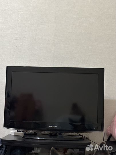 Телевизор samsung