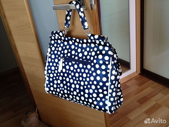 Сумка новая стильная