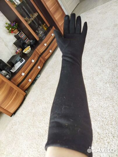 Перчатки женские длинные, новые
