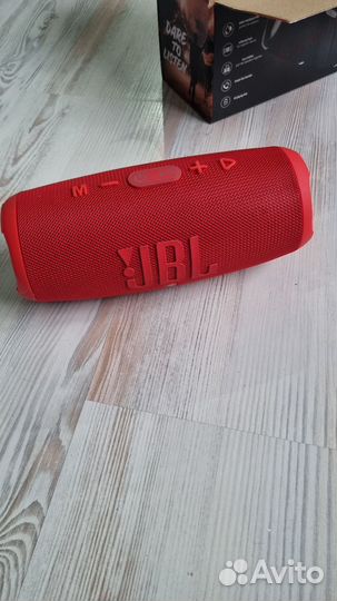 Блютуз колонка jbl