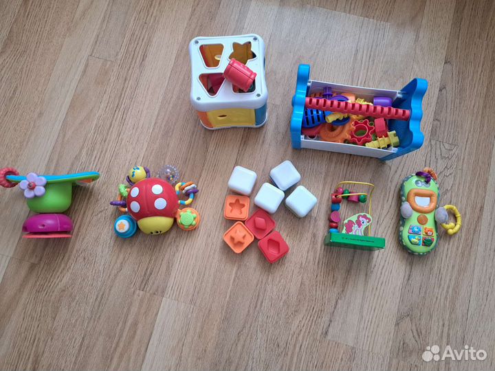 Развивающие игрушки