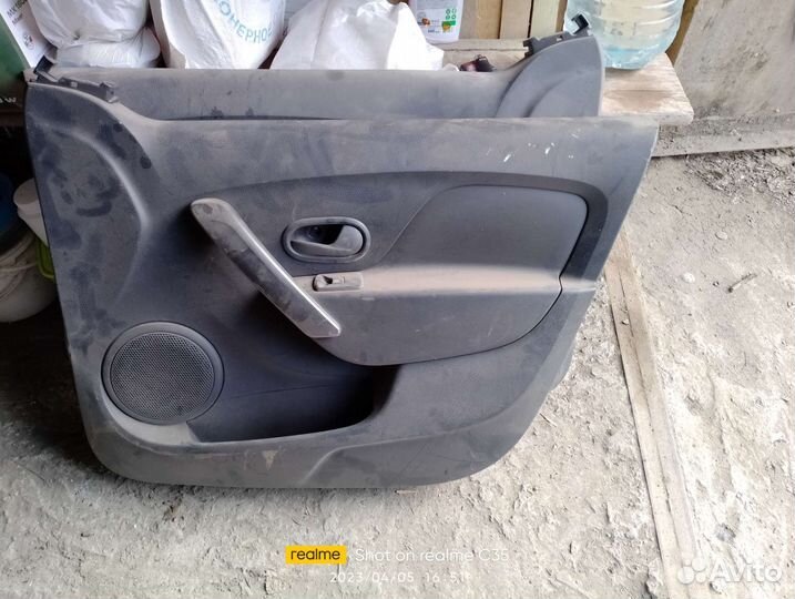 Дверные карты renault logan 2