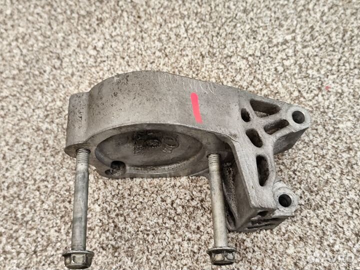 Кронштейн гур Chevrolet Cruze 1.6 1.8