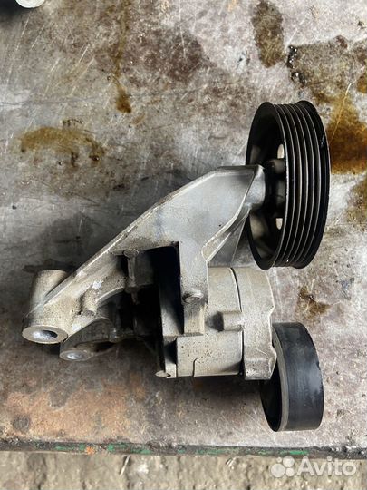 Натяжитель ремня Subaru Forester (S12) 2.0 FB20