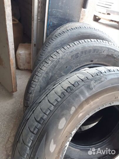 Bridgestone Dueler H/P 215/65 R16