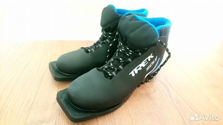 Лыжные ботинки 40 размер