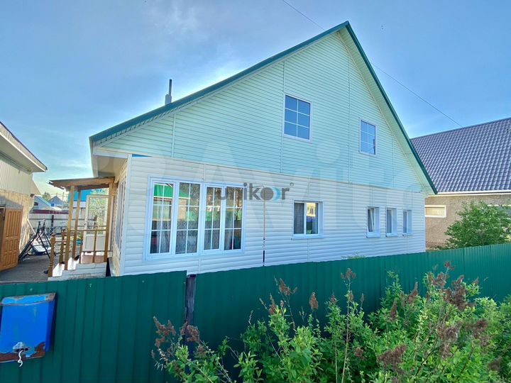 Дом 100 м² на участке 11 сот.