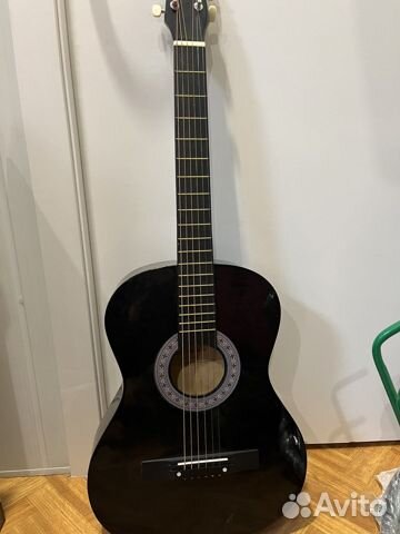 Акустическая фолк гитара