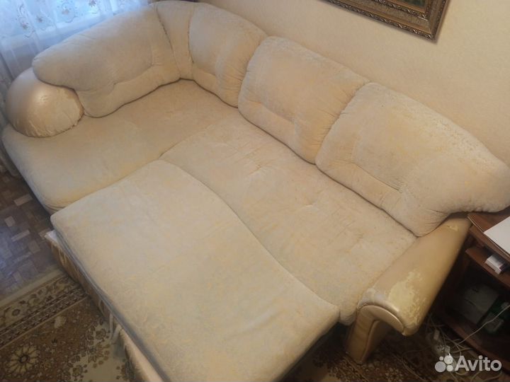 Угловой диван