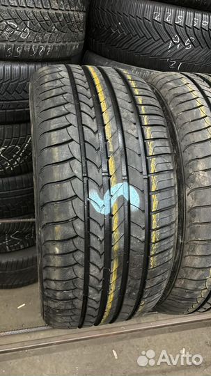 Goodyear EfficientGrip 275/40 R19 103W