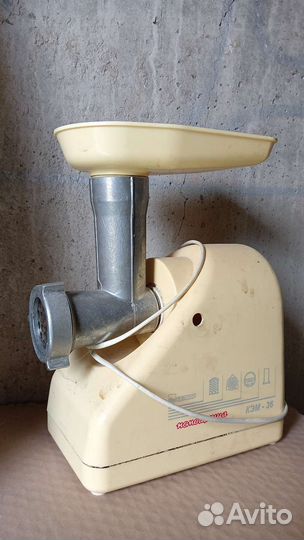 Мясорубка электрическая помощница кэм-36