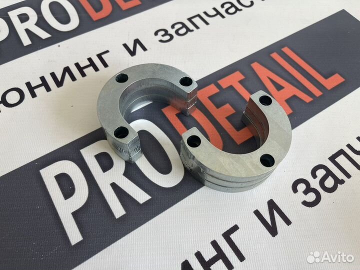 Проставки шаровых опор 30мм на Ниву