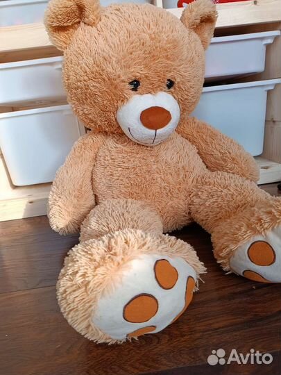 Плюшевый медведь большой