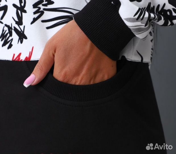 Спортивный костюм женский