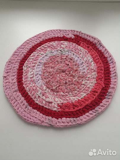 Коврик ручной работы