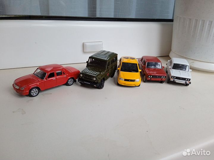 Машинки 1/64 от Автотайм, welly, maisto и др