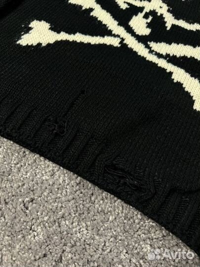 Свитер Master Mind