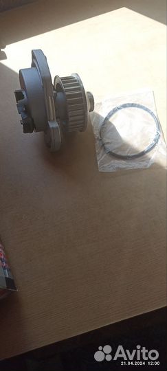 Насос системы охлаждения на golf 3, двиг. abd 1.4