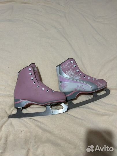 Коньки для фигугного катания