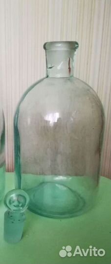 Бутылка старинная с притертой пробкой