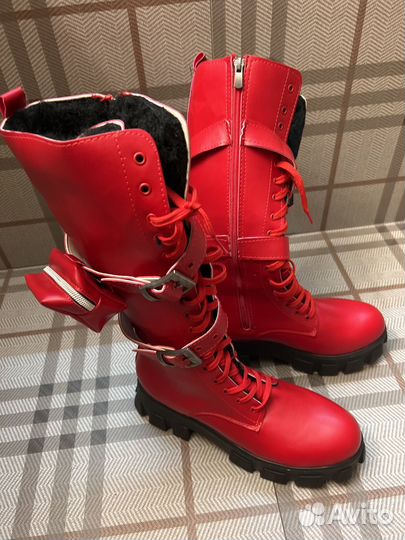 Зимние высокие сапоги с сумочкой