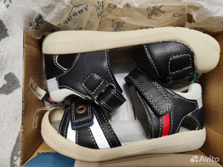 Сандалии Crosby 27