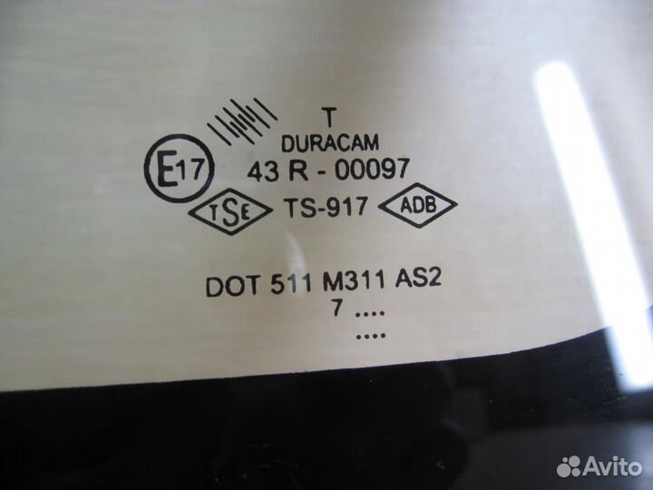 Стекло багажника правое Renault Logan 1 (LS0H) 20