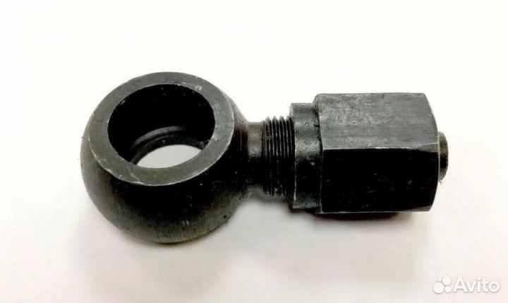 Угольник с гайкой (стальной) 240-1104118/119