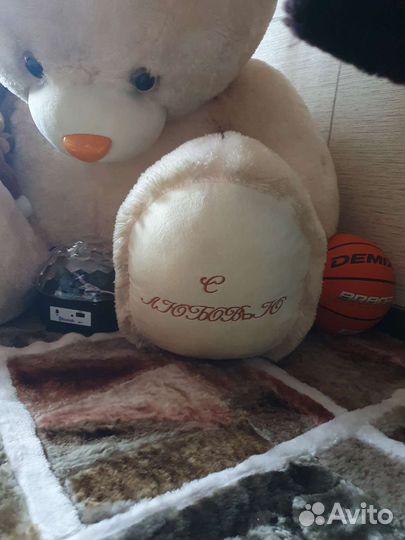 Плюшевый медведь