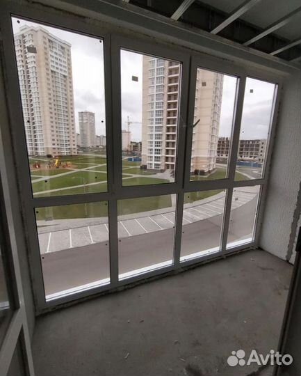 Окна пластиковые/ алюминиевые