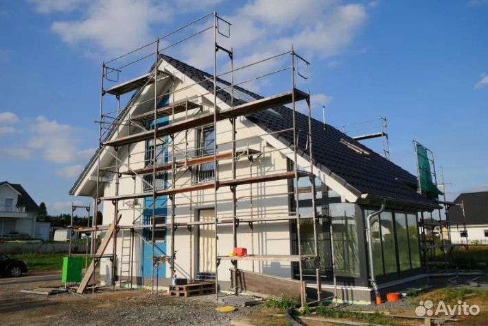 Бригада строителей