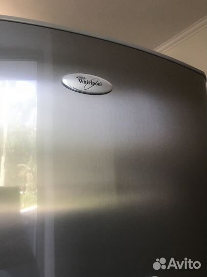 Холодильник whirlpool