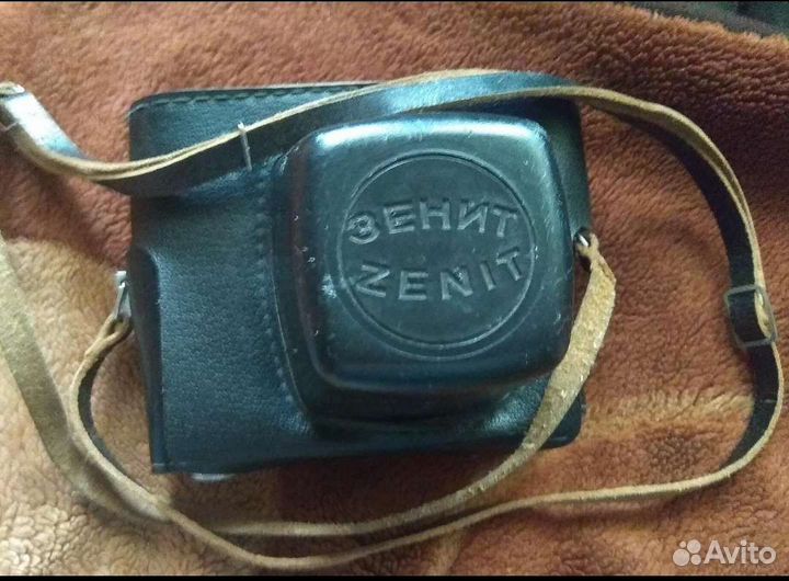 Плёночный фотоаппарат Зенит Е