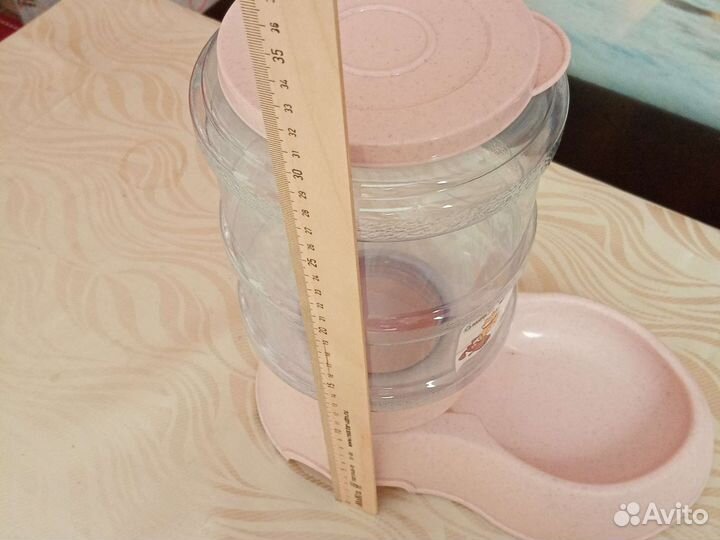 Банка для корма животных