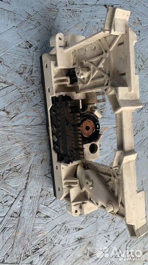 Блок управления печки/климат-контроля Mitsubishi