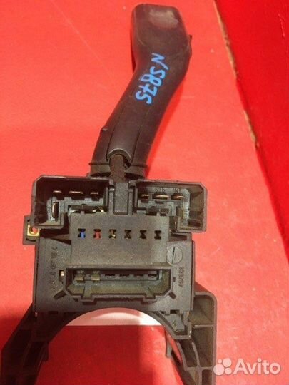 Переключатель подрулевой правый Seat Toledo 2 1.6