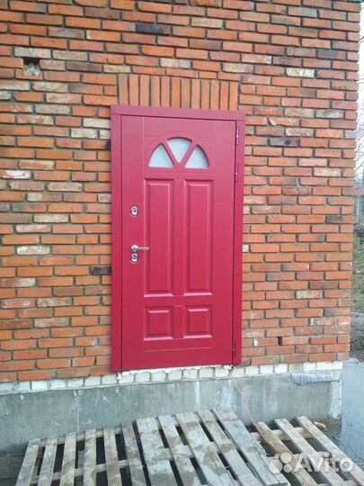 Установка дверей входных