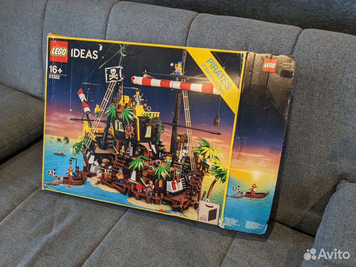 Lego ideas 21322 (новый)