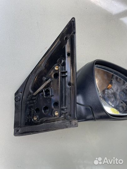 Зеркало правое Hyundai Solaris 1