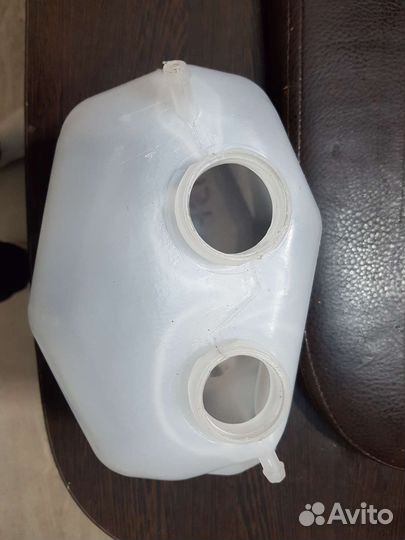 Бачок для антифриза