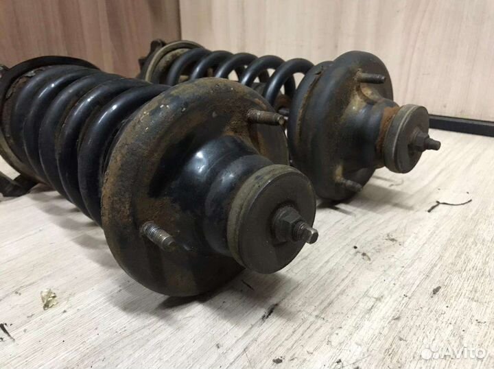 Стойки передние kia sportage 1