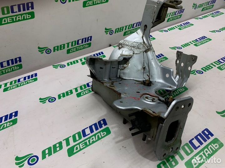 Лонжерон кузова передний левый Volkswagen Eos