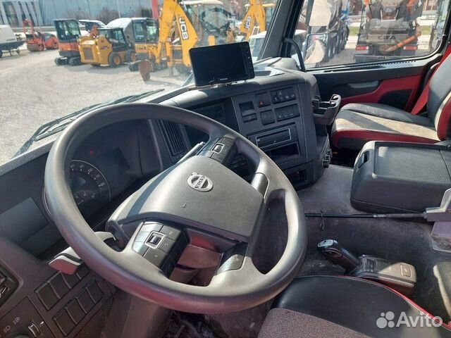 Разбираем европейский грузовик Volvo, FMX с 2010