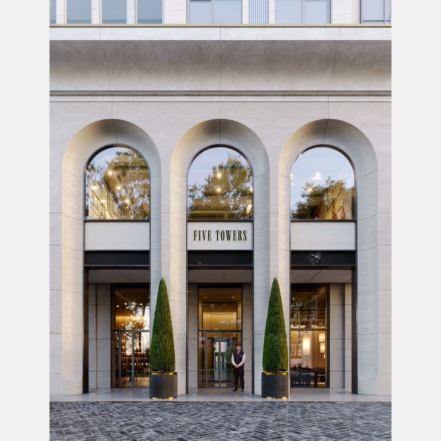 2-к. квартира, 64 м², 13/75 эт.