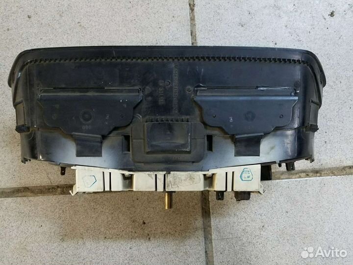 Щиток приборов мерседес w 190 201