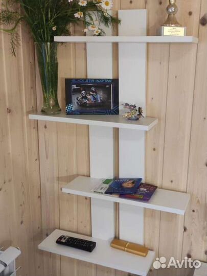 Полка настенная новая