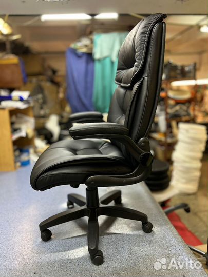 Компьютерное кресло