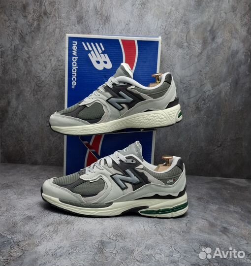 Кроссовки мужские new balance
