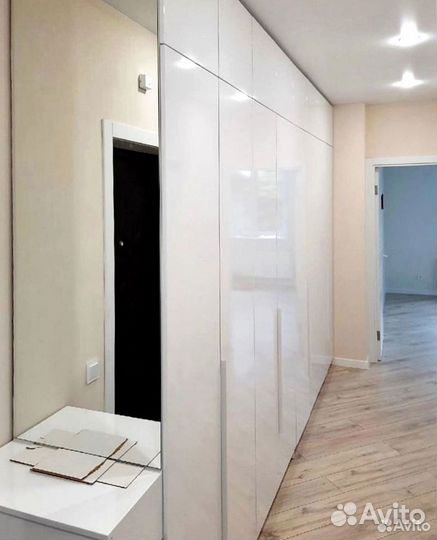 Шкаф распашной на заказ в спальню