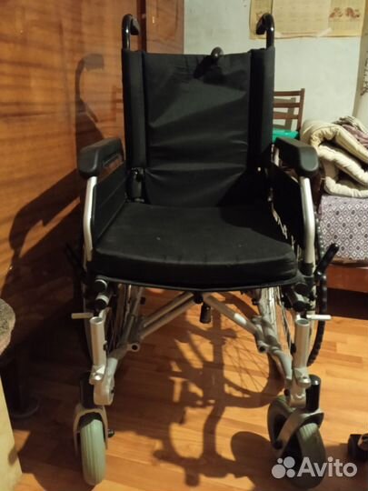 Коляска инвалидная